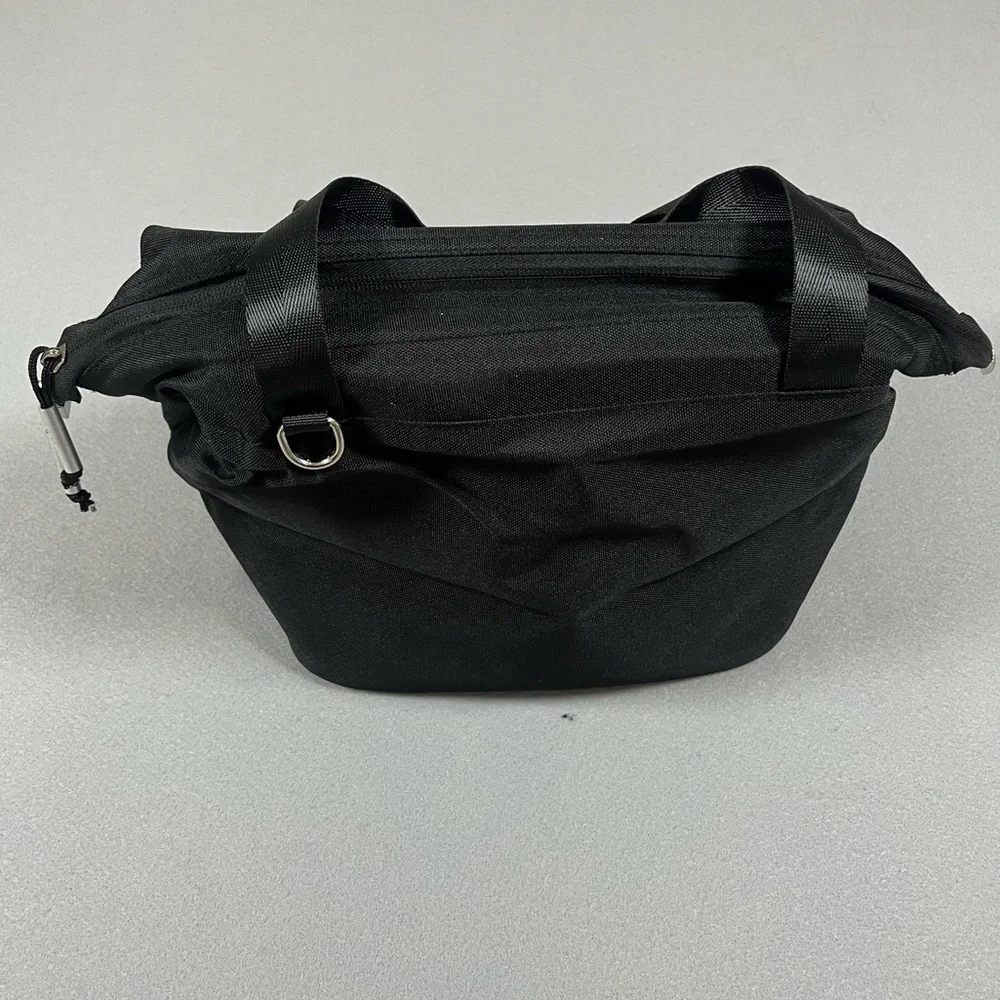 🖤 Stanley Julienne Mini Cooler – 7.2QT / 7L – Black – NWT Crossbody Lunch Bag - Picture 10 of 13
